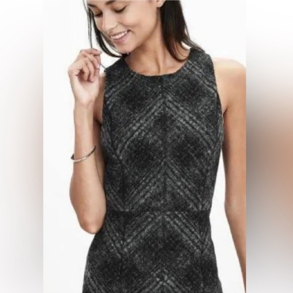 Banana Republic Wool Blend Sheath Midi Dress in Black/Grey Plaid, Women's 4 - Picture 3 of 8